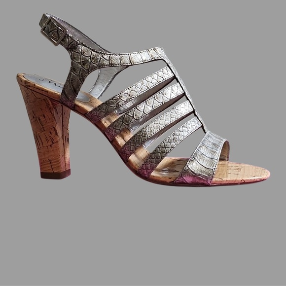 Touch of Nina Shoes - The touch of Nina silver snakeskin shoe with cork heel size 9.5 Y2K vintage